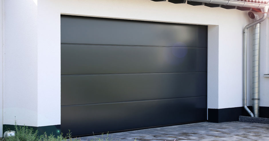 Garage door installer Briarcliff Manor New York