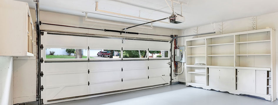 Garage door repair in Irvington New York